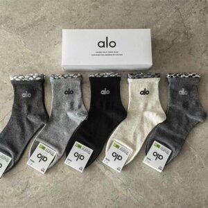 Alo Yoga Socks 5 Pack